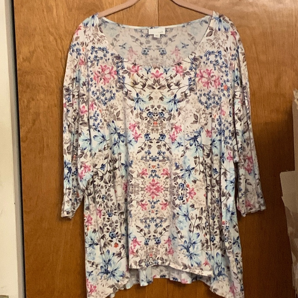 J Jill pink and blue floral top, size 3X